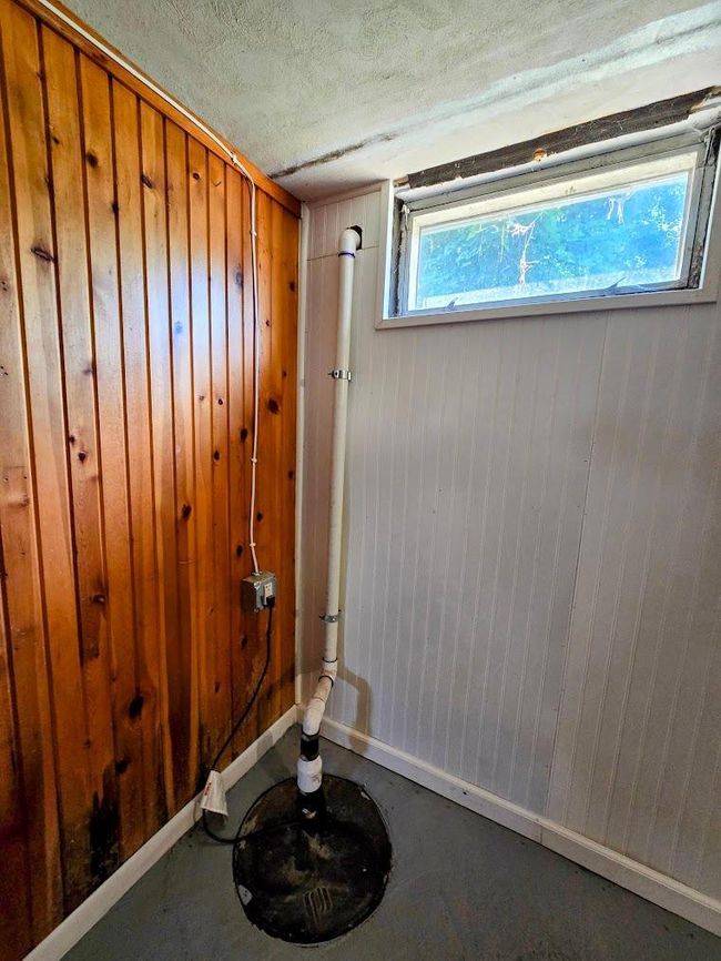 2 sump pumps | Image 26