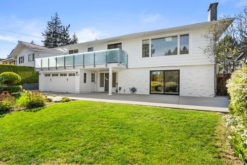 1017 Walalee Dr, Delta, BC, V4M2L9 | Card Image