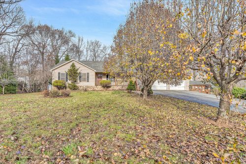 1068 Colony Ct, Moneta, VA, 24121 | Card Image