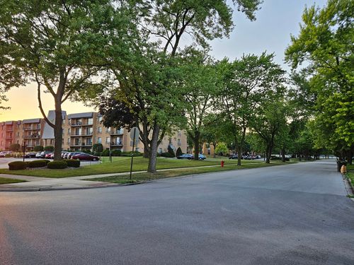 apt-415-931 W Arquilla Dr, Glenwood, IL, 60425-1148 | Card Image