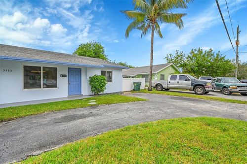 3280 Ne 15th Avenue, Oakland Park, FL, 33334 | Card Image