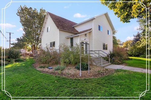 409 1st St E, Hansen, ID, 83334-4917 | Card Image