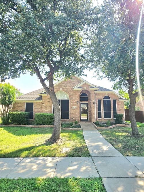 2733 Club Ridge Dr, Lewisville, TX, 75067-8366 | Card Image
