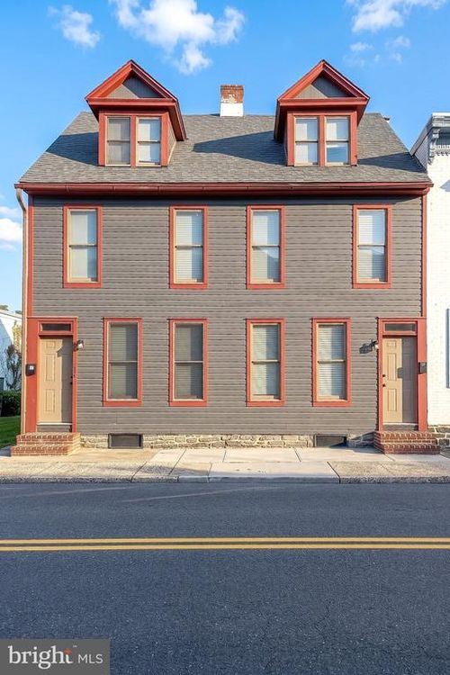 131 W Middle Street, GETTYSBURG, PA, 17325 | Card Image