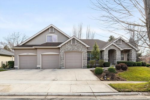 1643 N Watson Pl, Eagle, ID, 83616-7016 | Card Image