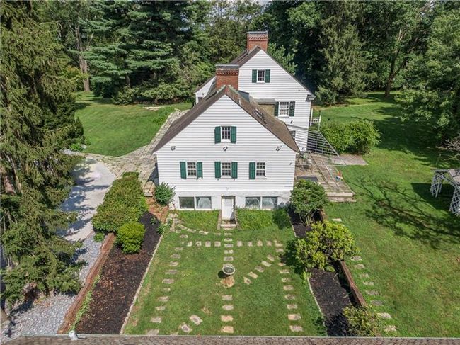 1800 Hassam Rd, House other with 4 bedrooms, 4 bathrooms and 4 parking in Coraopolis PA | Image 7