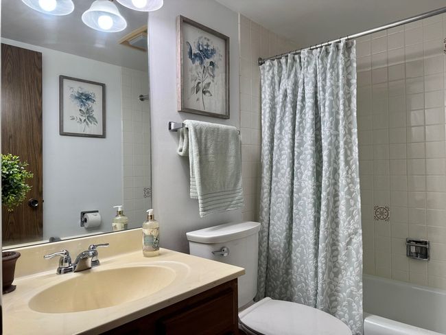 APT-3A - 825 Pearson St, Condo with 2 bedrooms, 2 bathrooms and 1 parking in Des Plaines IL | Image 51