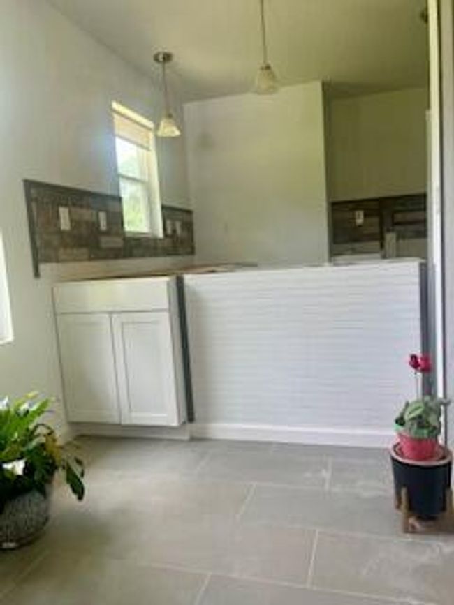 Kitchen | Image 6