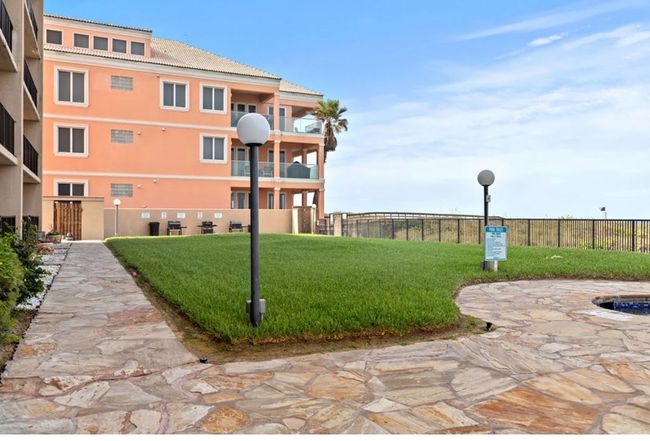 APT-103 - 4300 Gulf Blvd, Condo with 2 bedrooms, 2 bathrooms and null parking in South Padre Island TX | Image 24