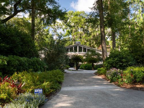 2261 Nw 24th Ave, Gainesville, FL, 32605-2941 | Card Image