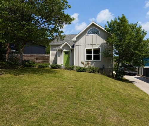 230 S College Ave, Fayetteville, AR, 72701-6109 | Card Image