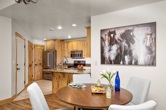 APT-10 - 396 N Juniper Bay Rd, Condo with 2 bedrooms, 2 bathrooms and null parking in Somers MT | Image 23
