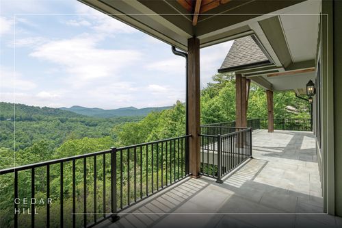 148 E Ridge Rd, Cashiers, NC, 28717 | Card Image