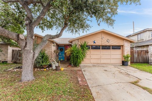 2738 Allencrest Dr, Corpus Christi, TX, 78415-5655 | Card Image