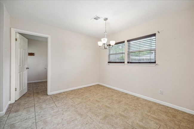 Breakfast Room | Image 22