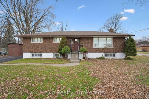 53 Nicklin Cres, Guelph, ON, N1H5G1 | Card Image