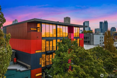 403-1111 E Pike St, Seattle, WA, 98122-3985 | Card Image