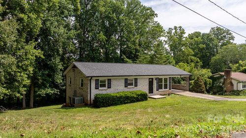 2428 Cedar Valley Dr, Conover, NC, 28613-8321 | Card Image