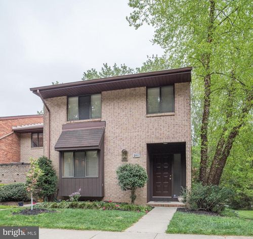 2111 Chapel Valley Ln, LUTHERVILLE TIMONIUM, MD, 21093-2937 | Card Image