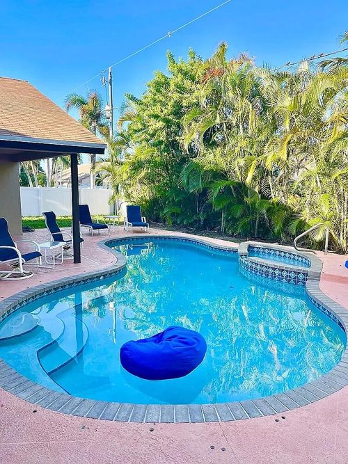 7689 W Country Club Blvd, Boca Raton, FL, 33487-1447 | Card Image