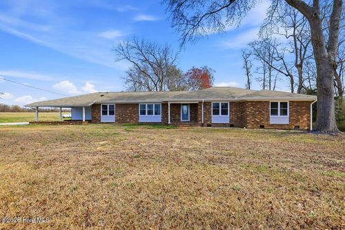 679 Nc Highway 222 E, Fremont, NC, 27830-9619 | Card Image