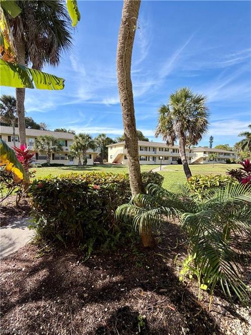 apt-n3-3325 Airport Rd N, NAPLES, FL, 34105-2851 | Card Image