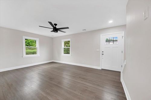 250 Bainbridge Ave, Thornwood, NY, 10594-1239 | Card Image