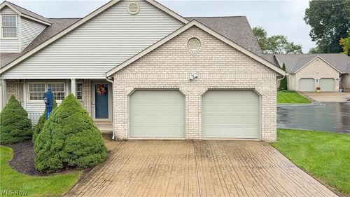2850 Sherwood Ave Nw, Massillon, OH, 44646-7207 | Card Image