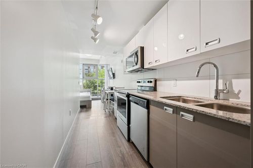 215-257 Hemlock St, Waterloo, ON, N2L0K2 | Card Image
