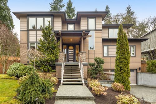 11222 116th Pl Ne, Kirkland, WA, 98033-4541 | Card Image