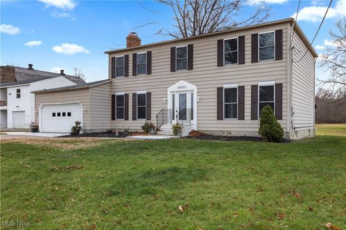 34725 Capel Rd, Columbia Station, OH, 44028-9060 | Card Image