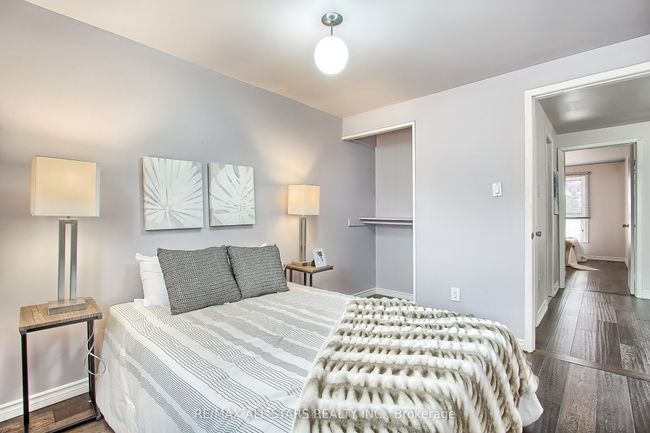 48 Archdekin Dr, House attached with 5 bedrooms, 3 bathrooms and 4 parking in Brampton ON | Image 30