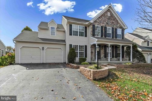 9 Nelson Rd, West Grove, PA, 19390-9774 | Card Image