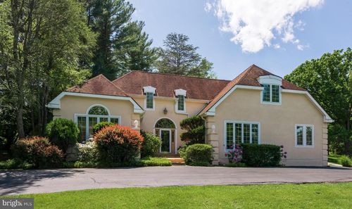 504 Chandler Ln, VILLANOVA, PA, 19085-1204 | Card Image