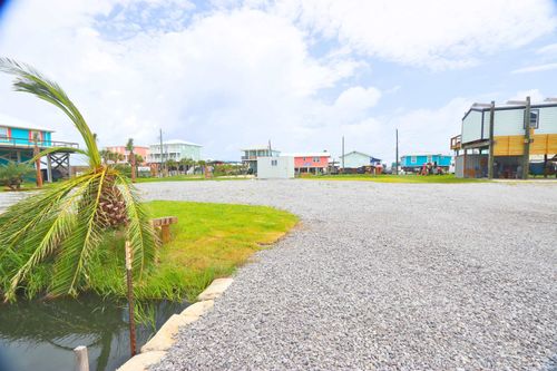 148 Petes Wharf Ln, Grand Isle, LA, 70358-9774 | Card Image
