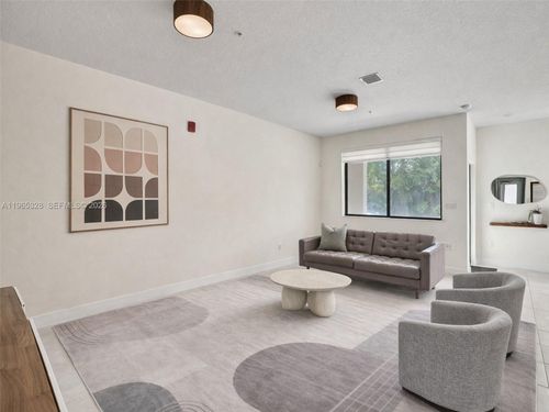 apt-109-8001 Nw 41st St, Doral, FL, 33166-6269 | Card Image