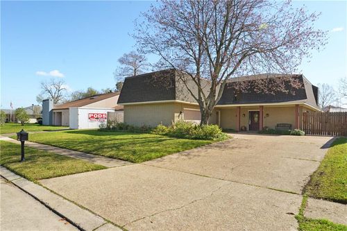 233 Penfold Pl, Harahan, LA, 70123-4522 | Card Image