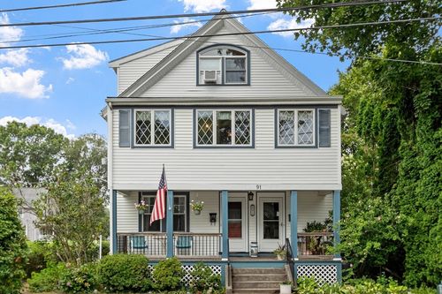 91 Cedar St, Wakefield, MA, 01880-2714 | Card Image