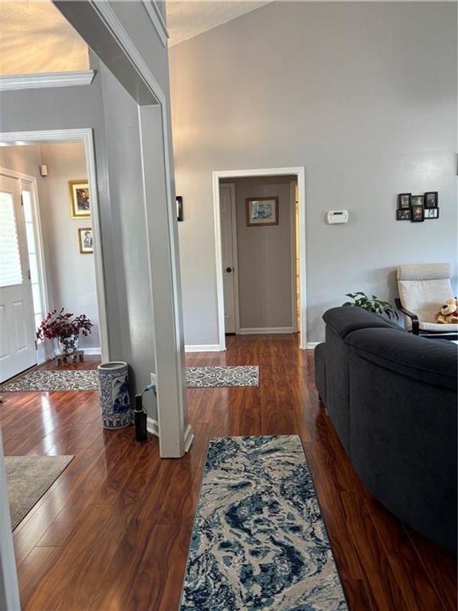 3310 Mcever Park Cir, House other with 3 bedrooms, 2 bathrooms and 2 parking in Acworth GA | Image 6