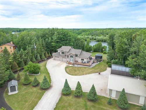 1 Donken Drive, Lac Du Bonnet Rm, MB, R0E1A0 | Card Image
