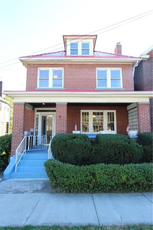 328 Center St, E Pittsburgh, PA, 15112-1011 | Card Image