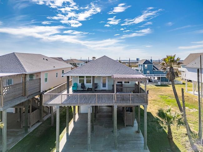 13111 Buccaneer Pkwy, House other with 3 bedrooms, 2 bathrooms and 1 parking in Freeport TX | Image 58