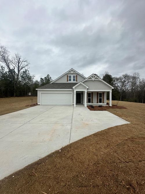 10 Young Ln, Hamilton, GA, 31811-6162 | Card Image