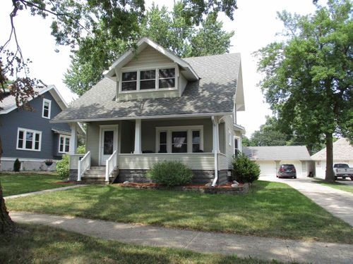 1126 W Cedar St, Cherokee, IA, 51012-1539 | Card Image