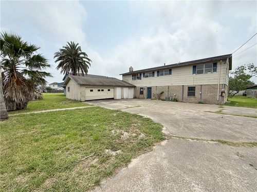 321 Clearview Dr, Corpus Christi, TX, 78418-3010 | Card Image