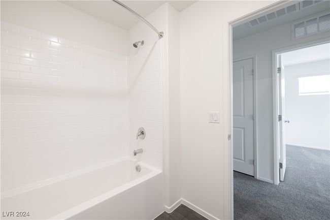 340 Summer Sparrow Ave, Townhouse with 3 bedrooms, 3 bathrooms and null parking in Henderson NV | Image 15