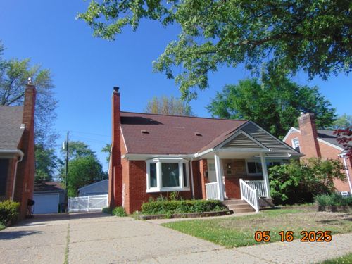10114 Lincoln Dr, Huntington Woods, MI, 48070-1539 | Card Image
