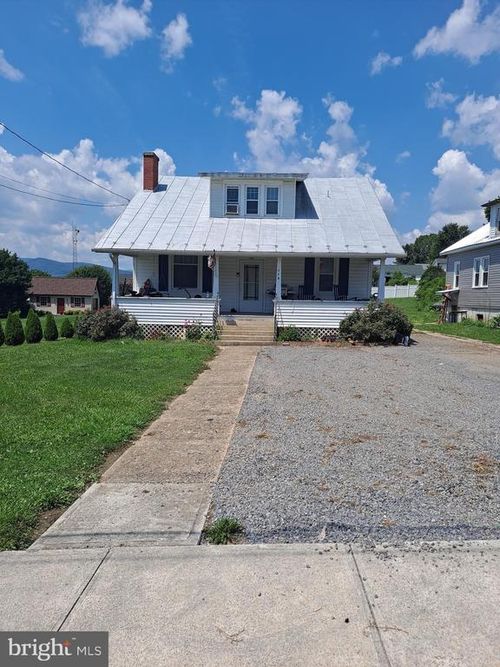 116 Pine St, PETERSBURG, WV, 26847-1640 | Card Image