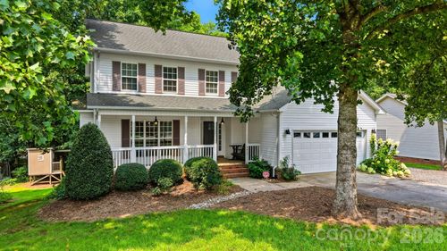 4857 32nd Street Ln Ne, Hickory, NC, 28601-8467 | Card Image