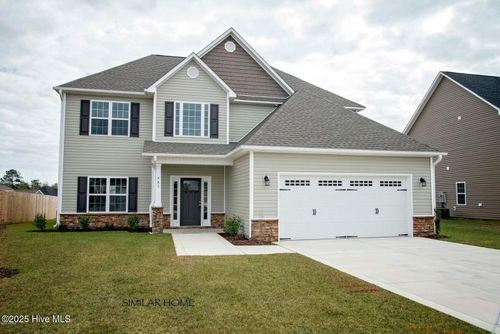 931 Farmyard Garden Dr, Jacksonville, NC, 28546-0139 | Card Image